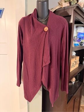 BOBEAU Deep Plum Collar Button Asymmetrical Sweater